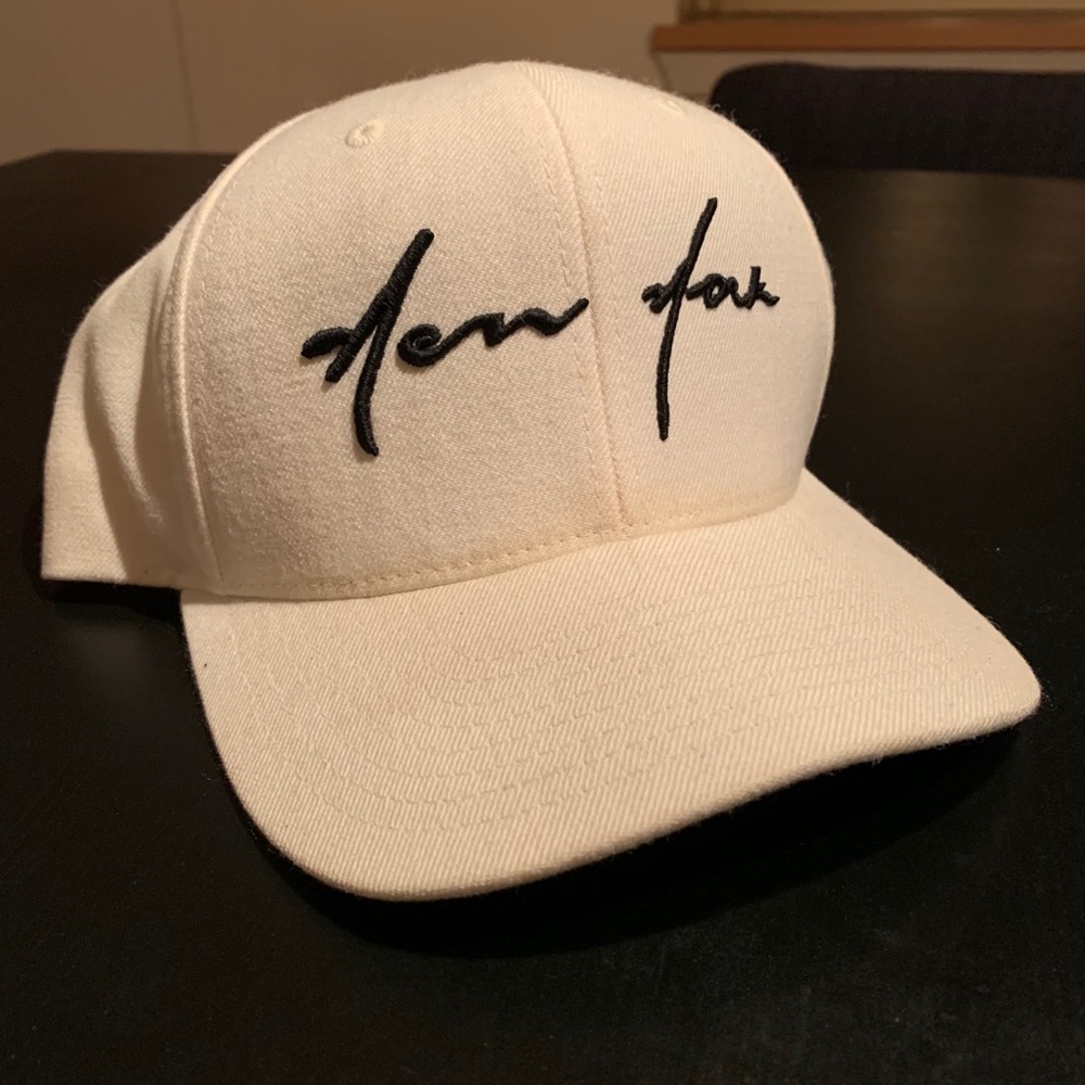 40 oz nyc New York script white SnapBack exclusive